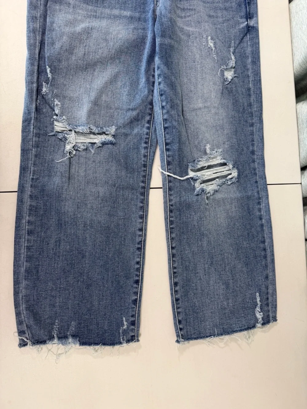 Judy Blue Jeans Womens 9/29 Distressed High Waist Wide Leg Cropped JB82256LT-CO - Picture 7 of 16